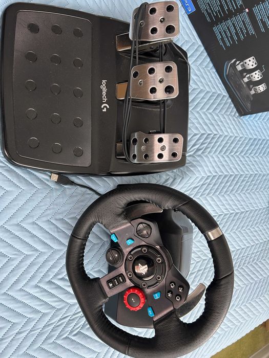 Волан с педали Logitech G29 Driving Force