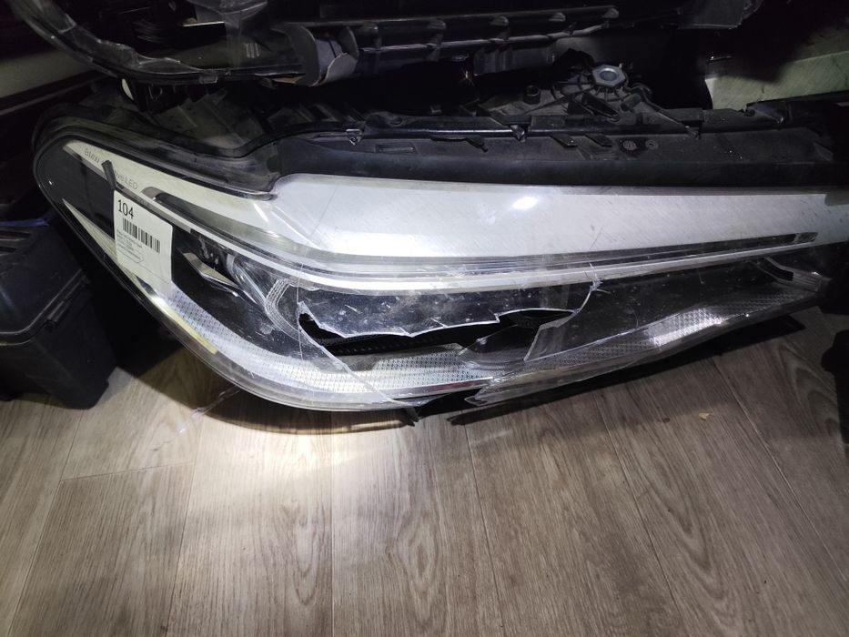 Фары БМВ g30 под восстановление или на запчасти Оригинал