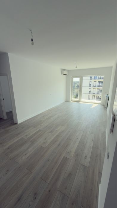 Inchiriez apt 3 camere, nemob, 85 mp, panoramic, parcare subterană - Silk District