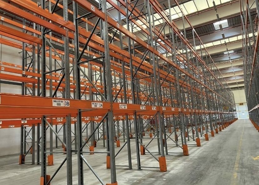 Rafturi metalice depozitare paleti