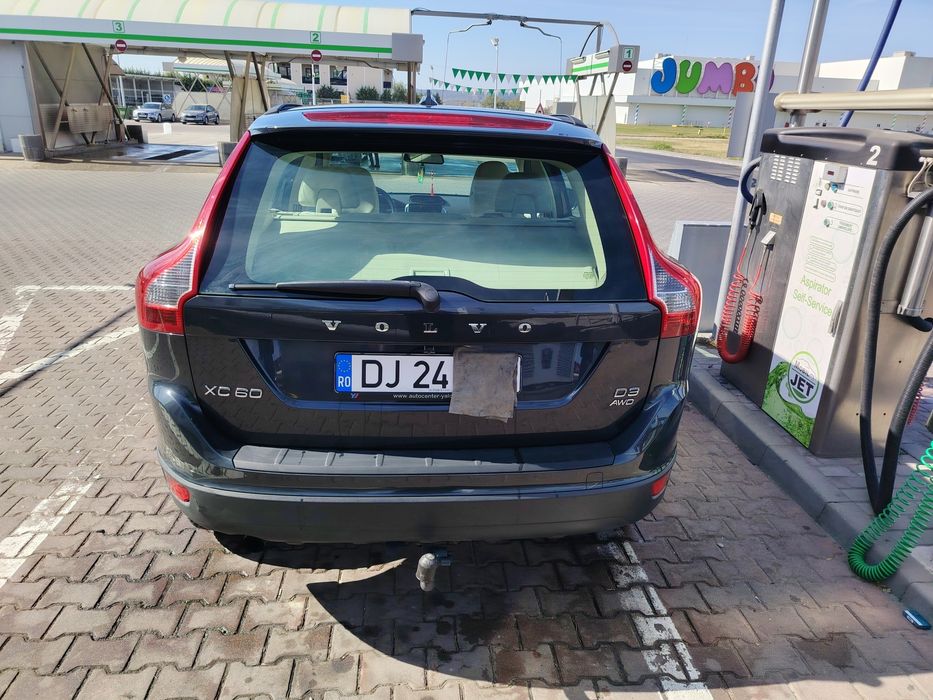 VOLVO XC60 2010 — imagine 3