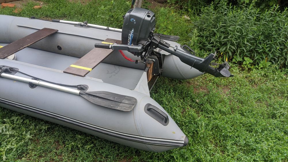 Лодка ПВХ с мотором