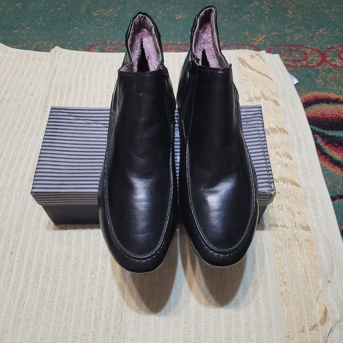 Продаётся мужская обувь