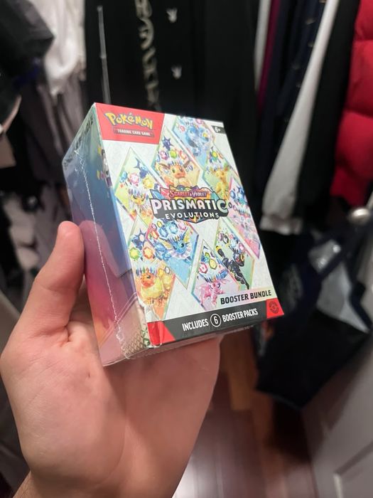 Pokemon Prismatic Evolutions booster bundle