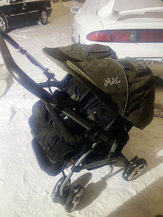 Продам коляску для двойни