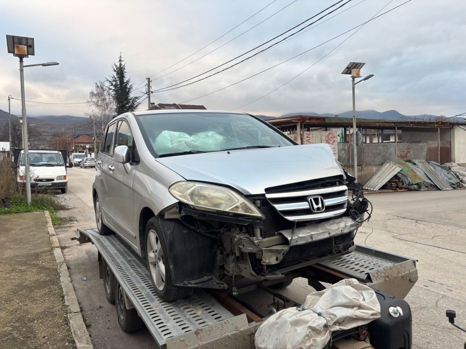 Honda frv 2.2 cdti na chasti
