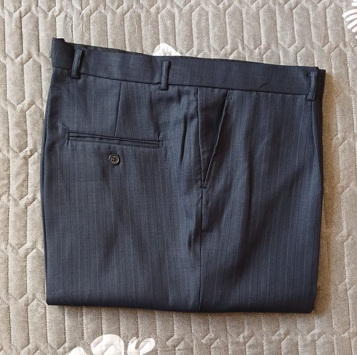 Костюм мужской .