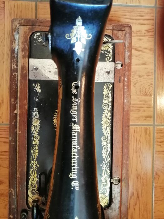 Швейная машинка Зингер.