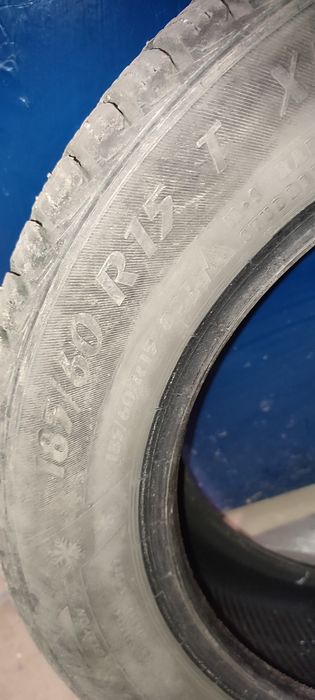 Продаю зимние шины,шипы