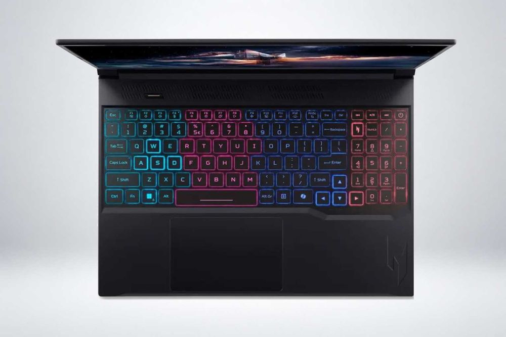 Acer Nitro V16s/ Core 9/ 16GB/ 1TB/ RTX5070 8GB/ 180Hz/ Гарантия 1 год