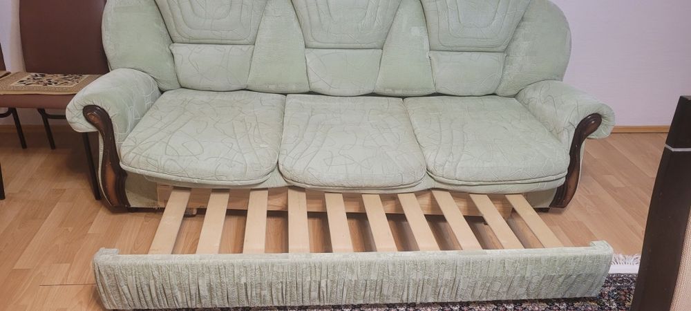 Продам мягкий уголок