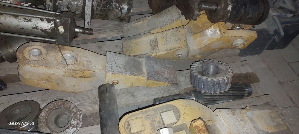 Продам клыки на погрузчик лонкинг асай