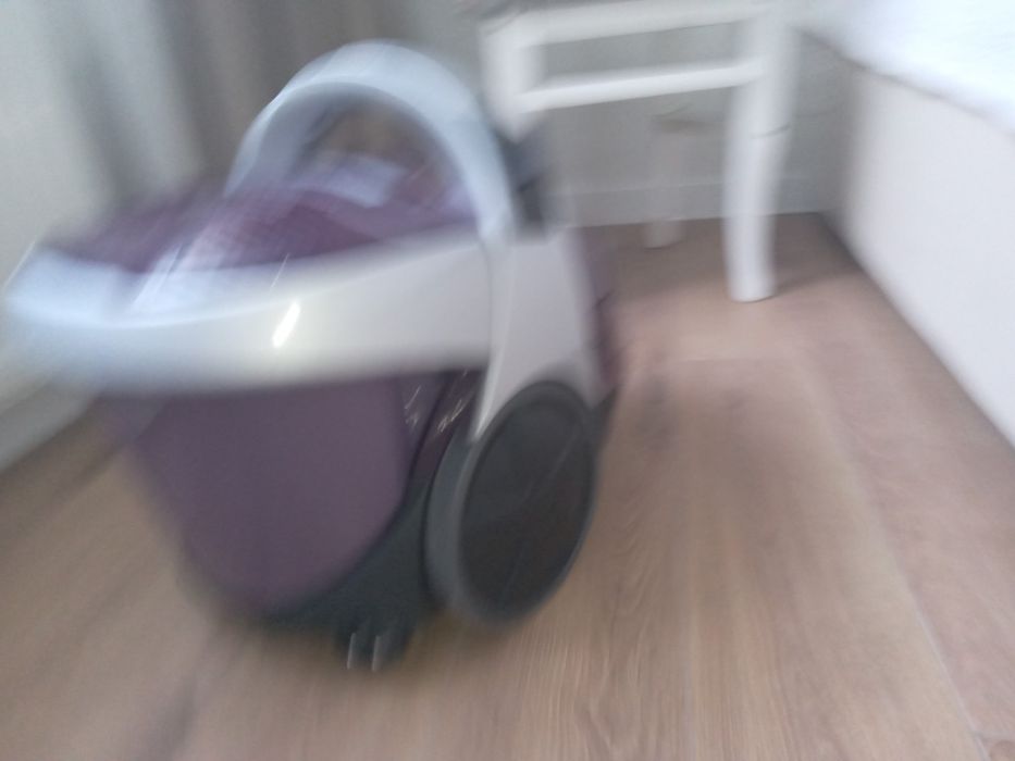 Продам пылесос ZELMER