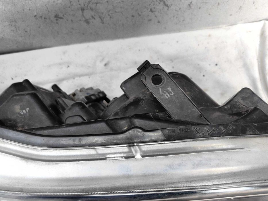 Оригинален фар Тойота  Toyota  Hilux Full Led