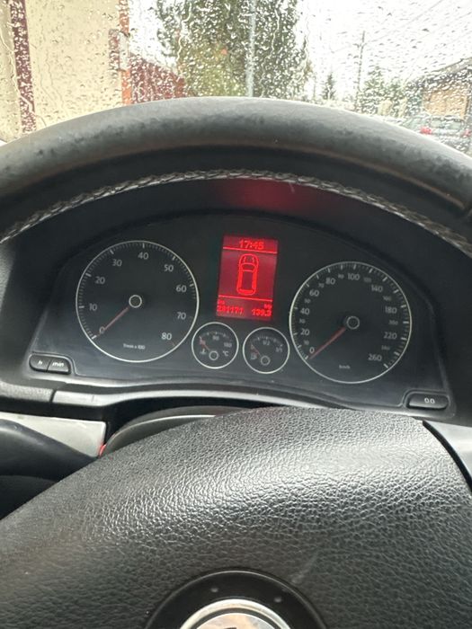 Volkswagen Golf 5, 1.4