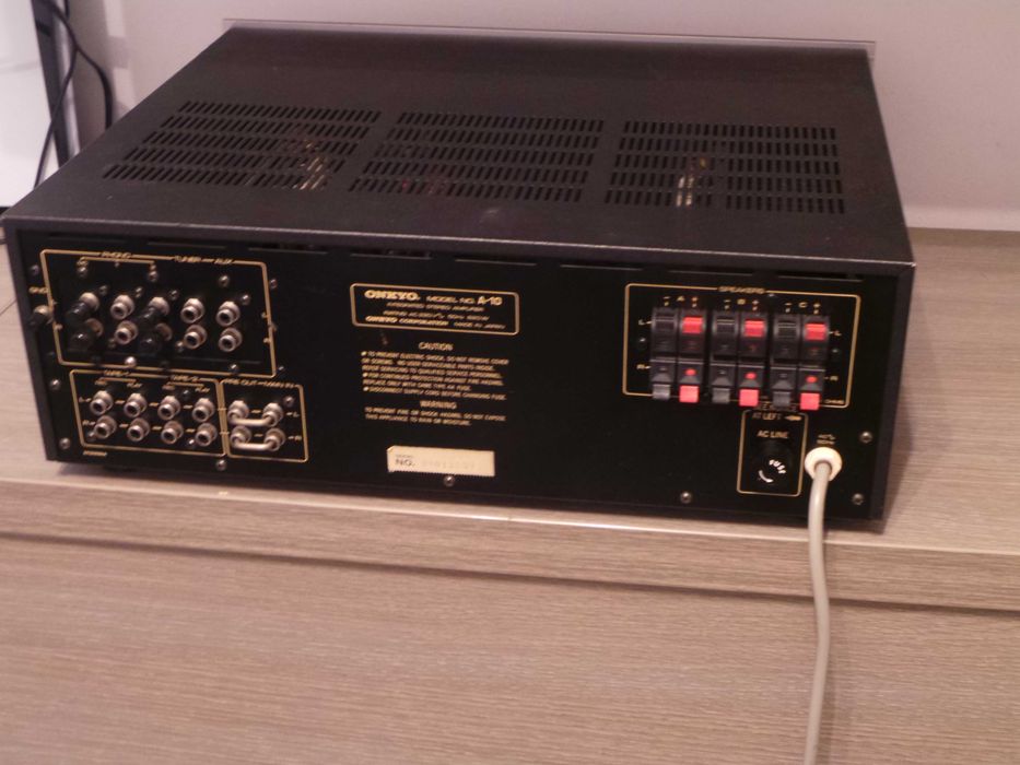 Onkyo A-10 hi end( teac revox akai sony)