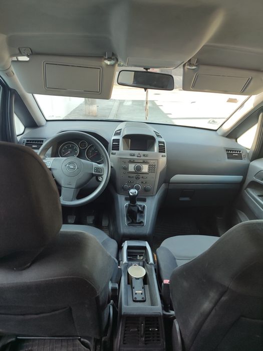 Opel Zafira b 2007