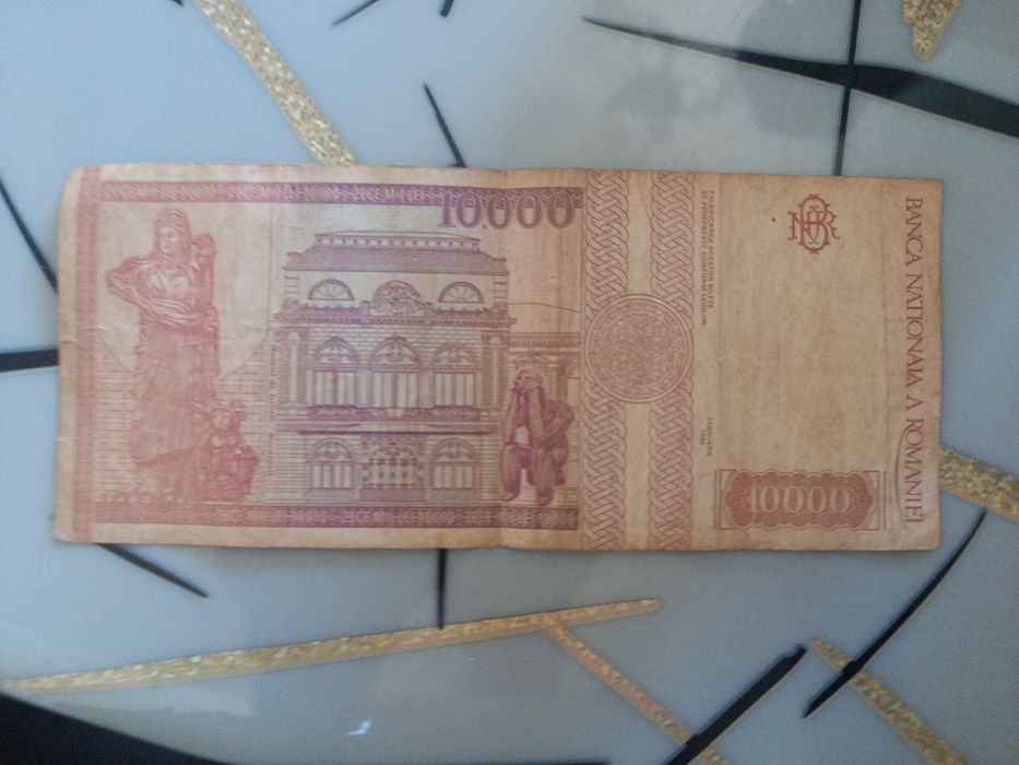 Bancnotă 1000 pata prin revolut