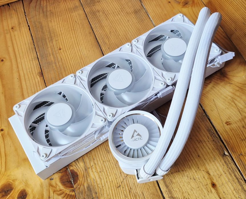 Racire lichid ARCTIC Liquid Freezer III Pro AIO 360mm A RGB