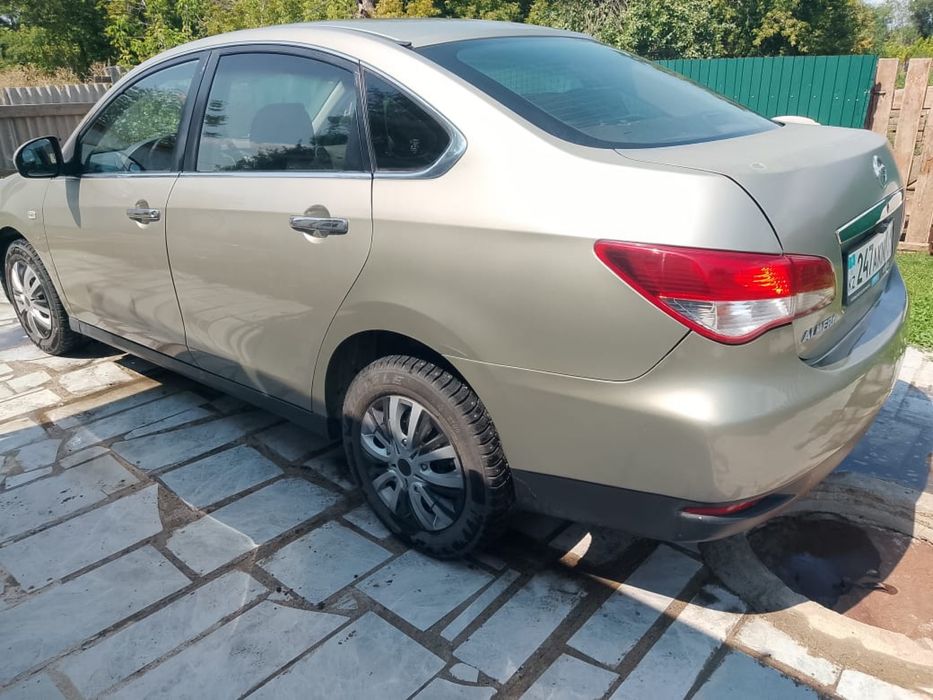Nissan Almera 2014