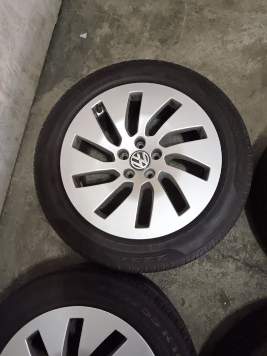 Set 4 jante aliaj prindere 5x112 pe 18 inchi et 26 cu anvelope vara 225/55/18 Pirelli audi vw Skoda Seat MG BMW Mercedes