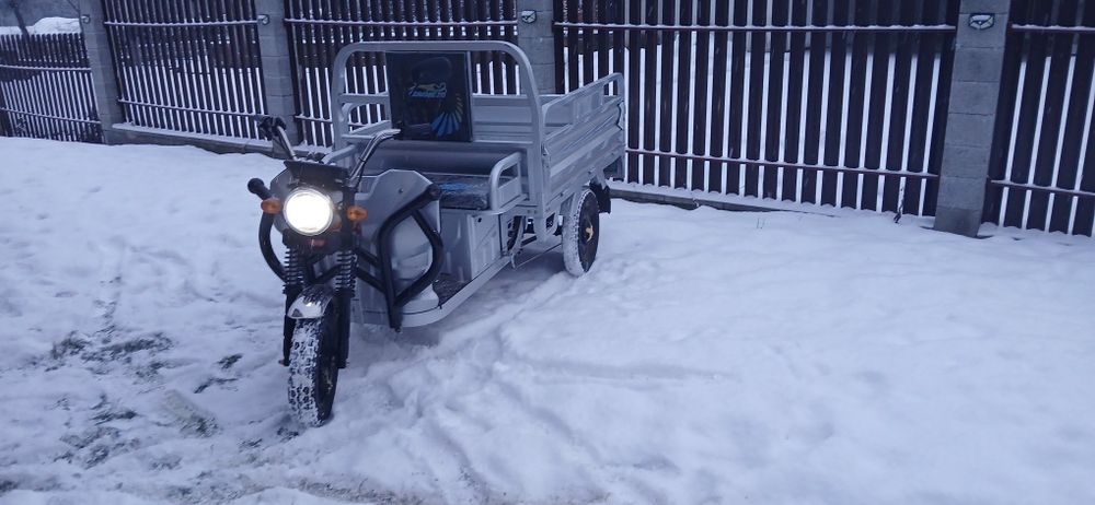 Triciclu electric  TUK TUK electric de vânzare