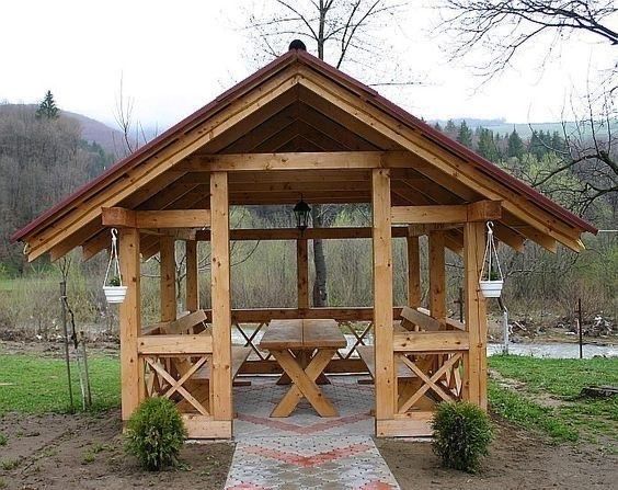 Foisoare rustice din lemn