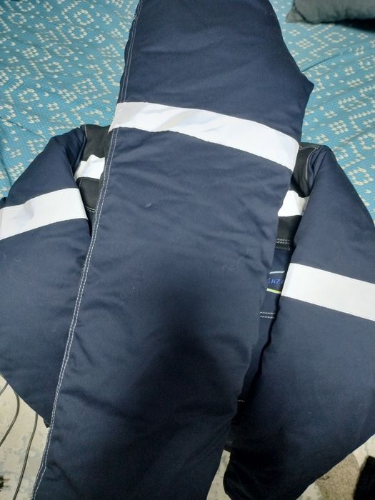 Продам спецодежду зима