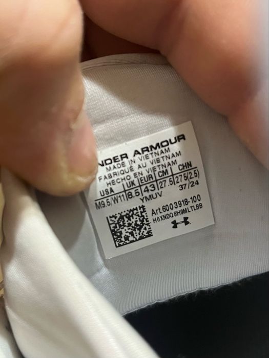 Продам кроссовки.