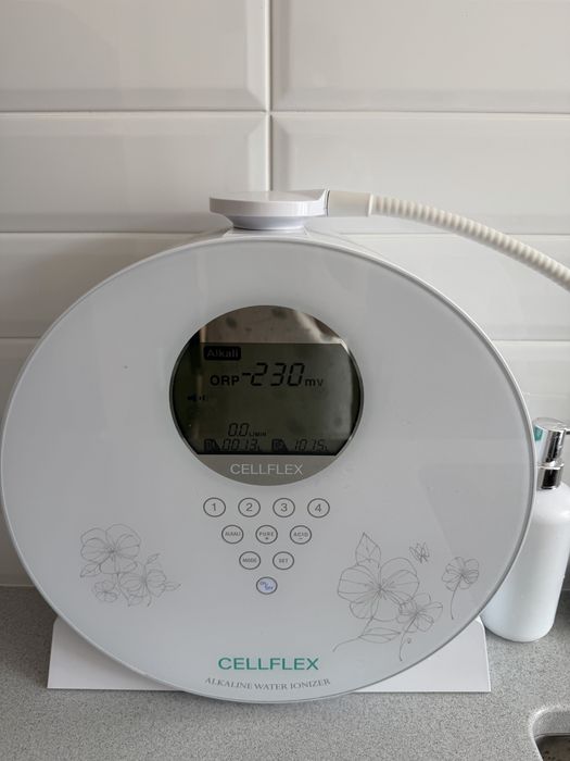 Продам ионизатор воды Cellflex