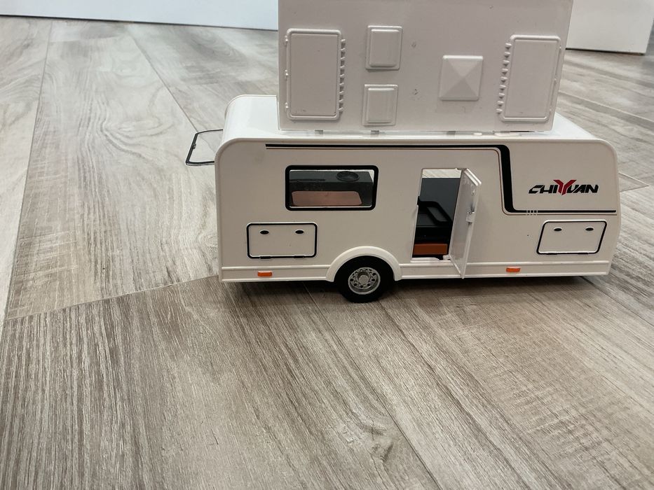 Машину игрушечная, с прицепом