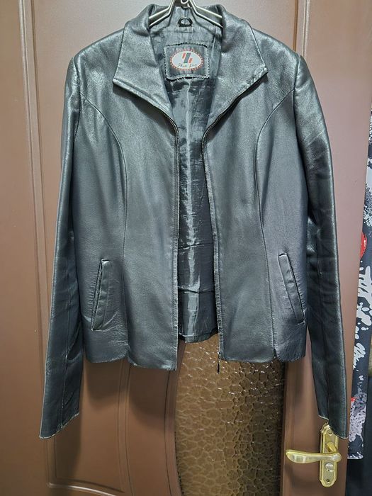 Кожаный женский пиджак