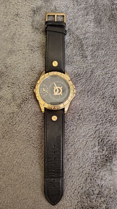 Часовник GUESS dual time