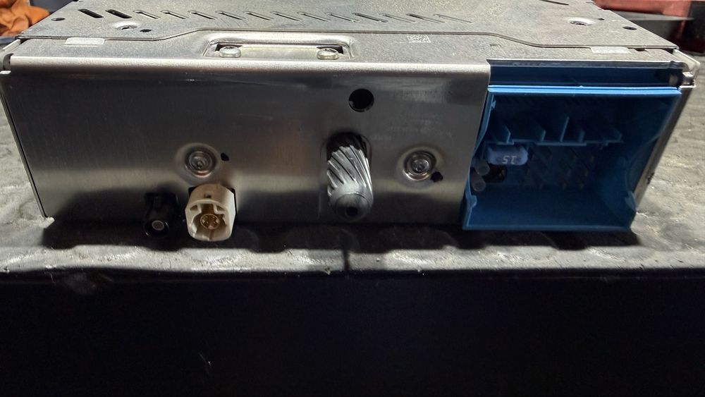 Casetofon professional original bmw