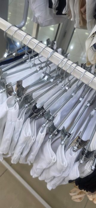 В продаже торговое оборудование