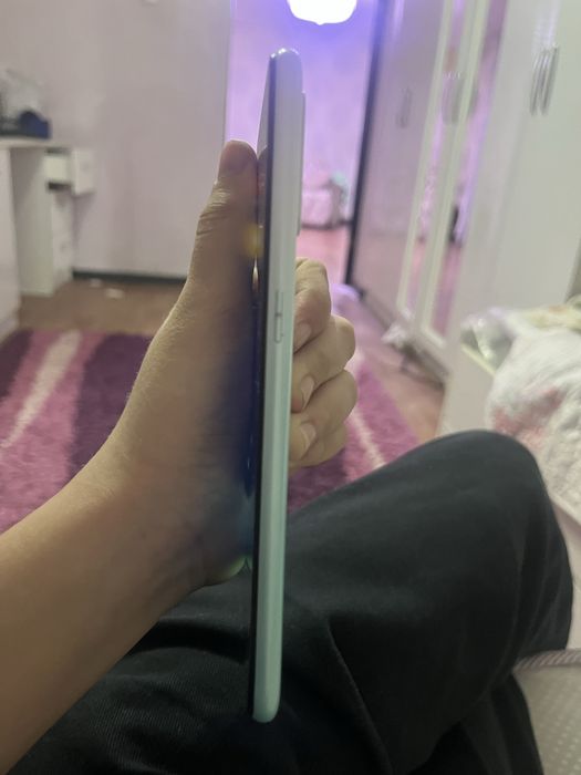 Oppo a 31 в хорошом состояние