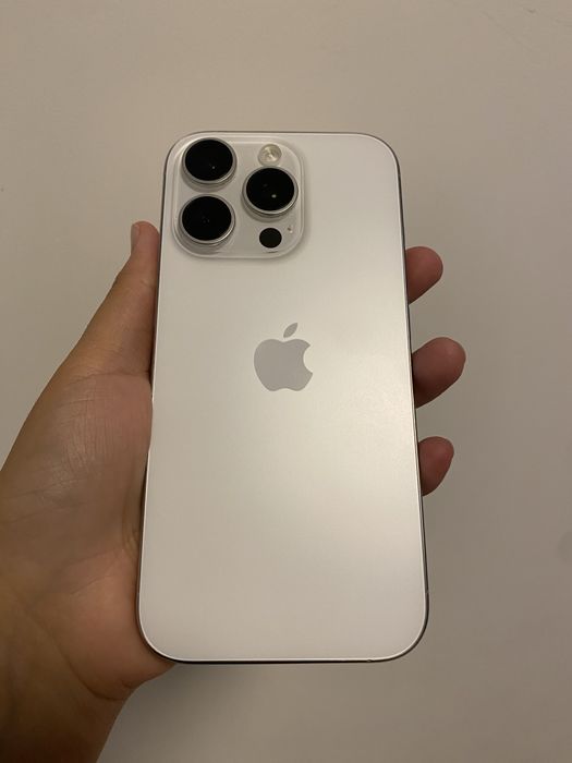 Продам Iphone 16 pro 128 гб