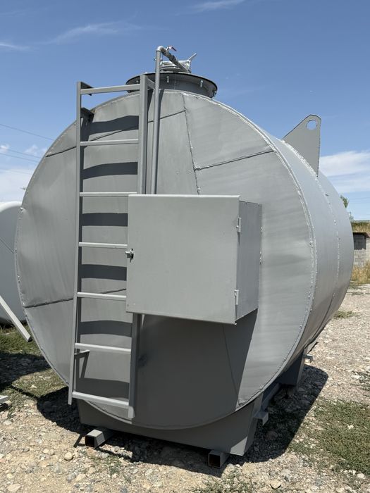 Бочка, емкость, цистерна резервуар 7.5 кубов