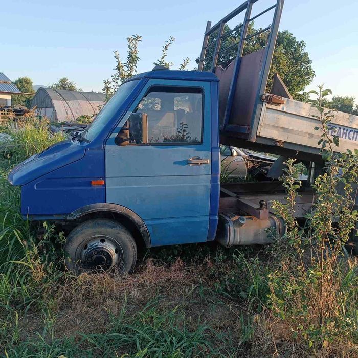 ИВЕКО - може и на части