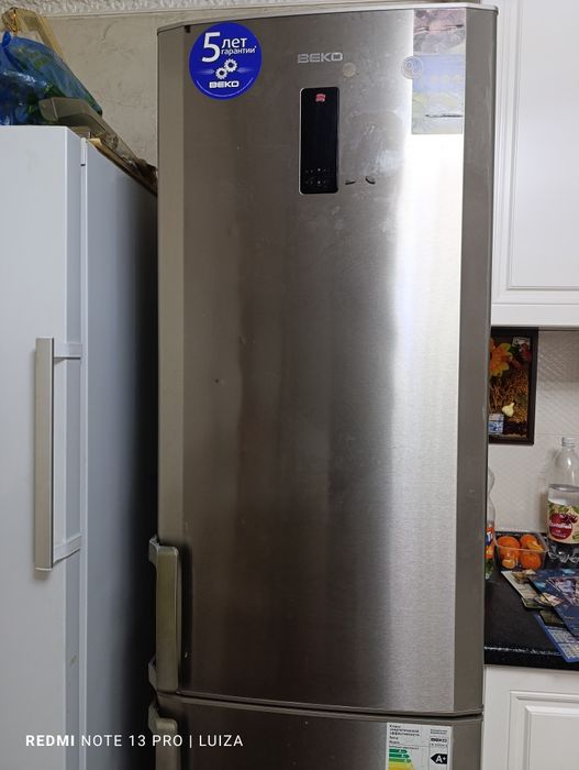 Продам холодильник