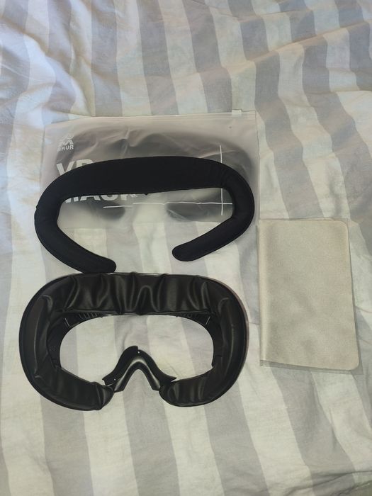 VR Очила Pico 4 128GB + Подарък кожена маска