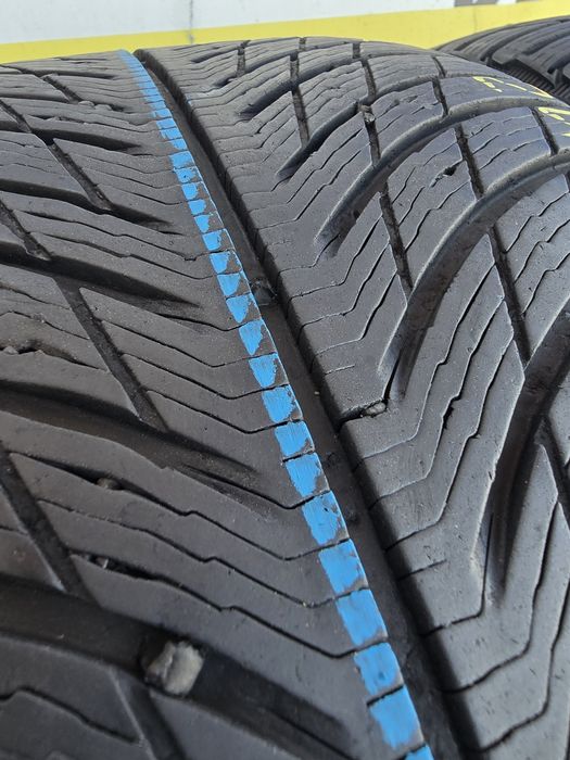 245 40 18 michelin m+s