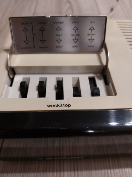 Vand Radio cu Ceas Blaupunkt mega clock Rams Flip 200