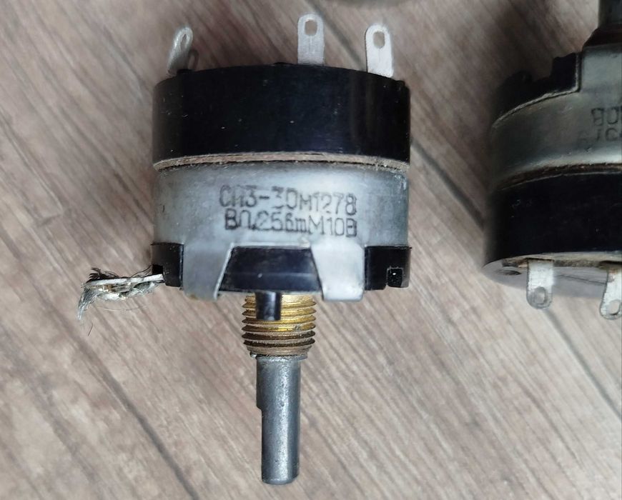 потенциометеър  ключ СПЗ-30М- 3бр.