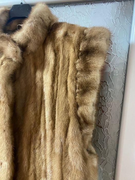 Haina vesta  vizion  fără mâneci