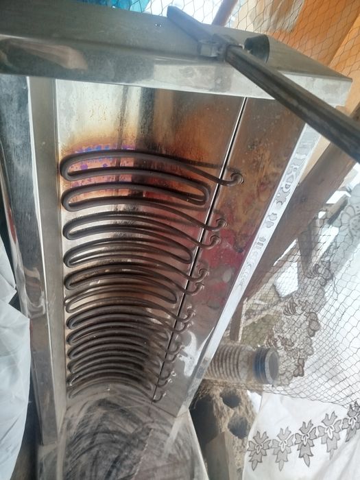 Lavash aparat goʻsht pishiradgan