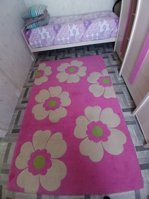 Детский кровать и шифоньер
