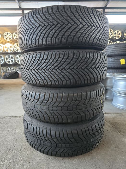 4 Броя 205/60/16 2xMichelin 7,5mm 24dot, 2xContinental 6,8mm 23dot