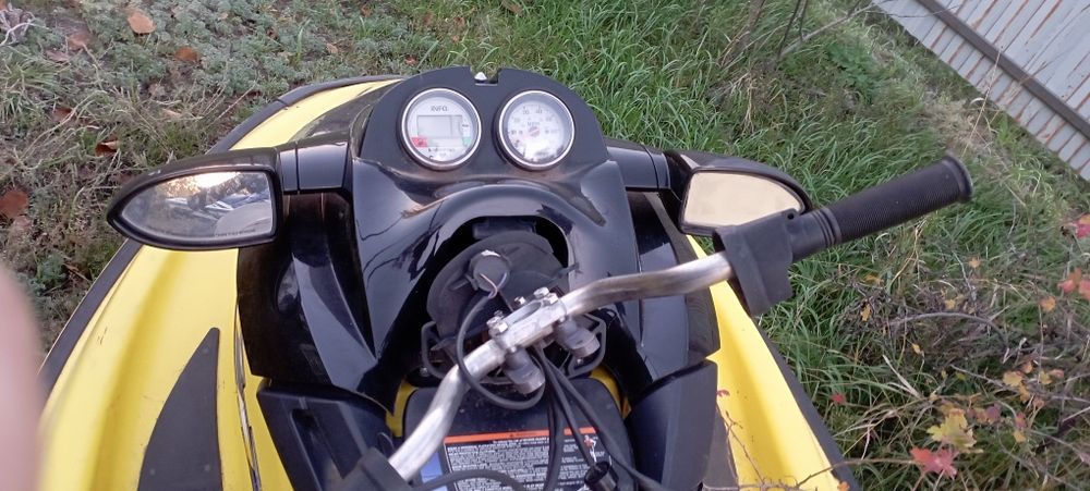 Продам гидроцикл seadoo RXDI.