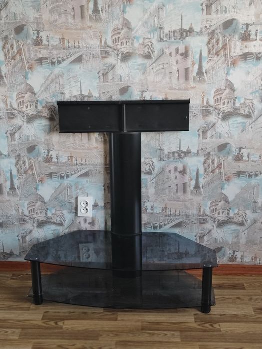 Кронштейн подставка под телевизор